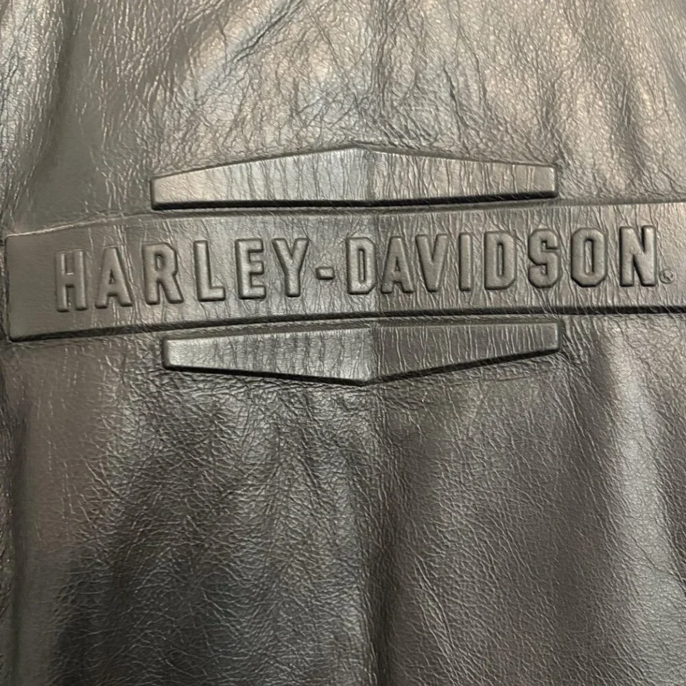 Harley Davidson Riding Jacket - Picture 9 of 16